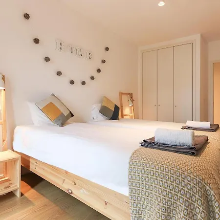 Modern & Bright Avenidas Novas By Homing ליסבון